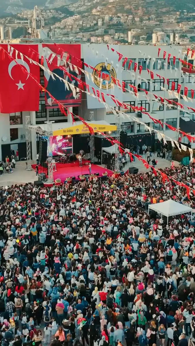 Alanya’da Çocuk Festivali Geri Sayımı Başladı! Sefo Konseriyle Coşku Dorukta