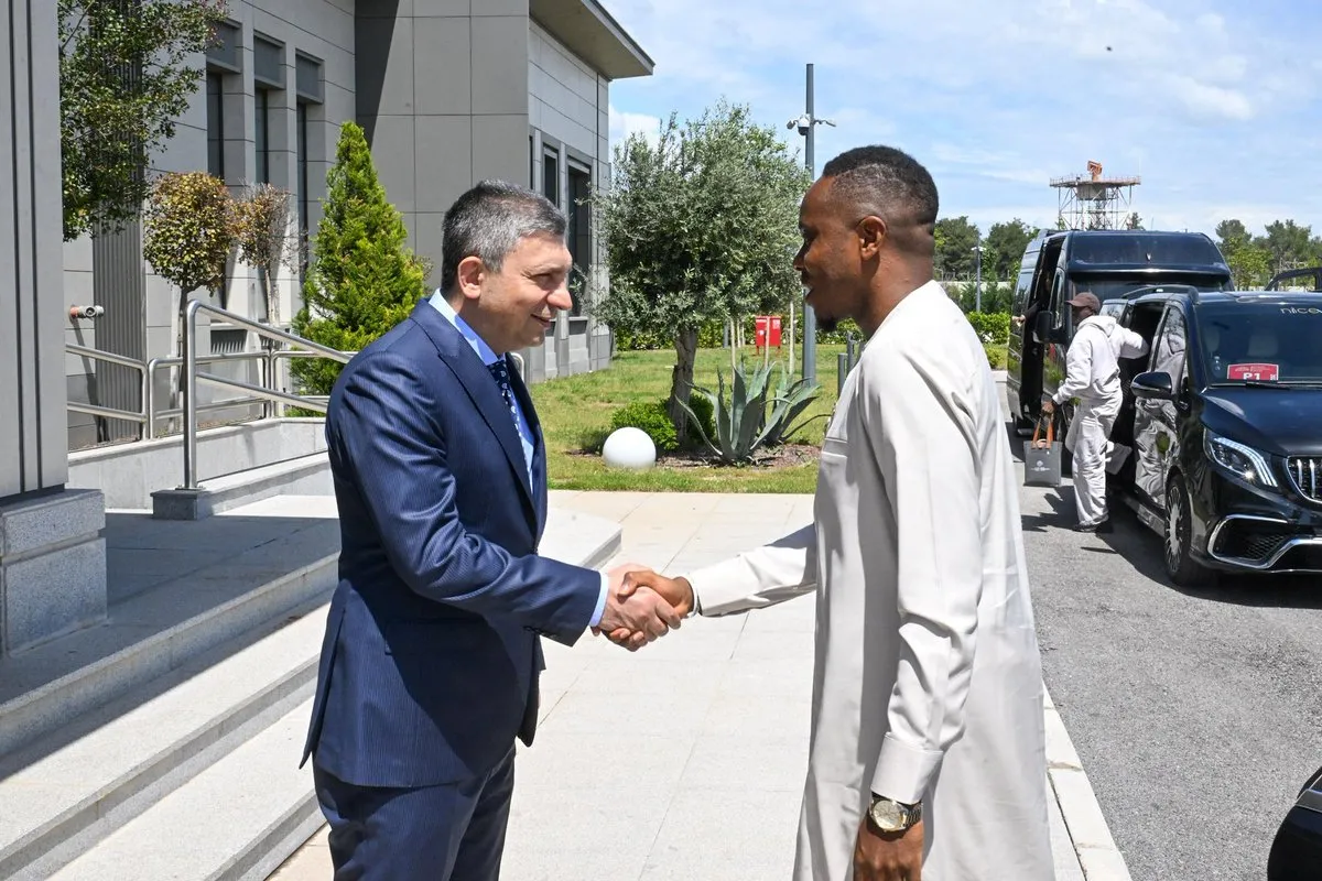 Antalya Valisi, Sierra Leone Başbakanı’nı ADF26 Sonrası Uğurladı