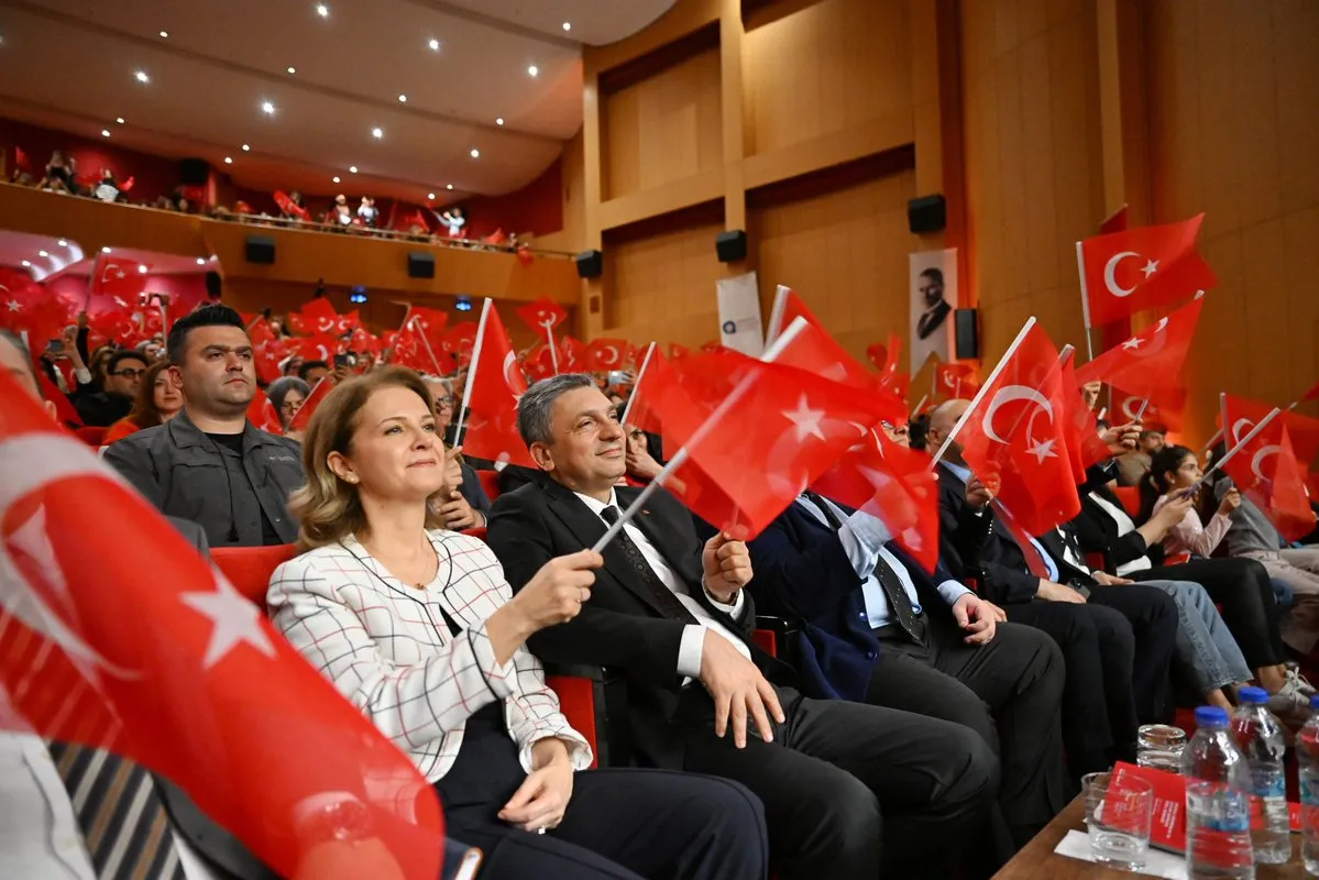 Antalya’da 23 Nisan Coşkusu Senfoni ile Taçlandı