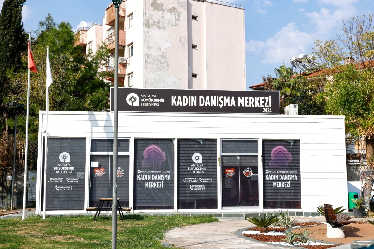 Antalya’da Kadınlara Ücretsiz Destek: Büyükşehir Belediyesi’nin Kadın Danışma Merkezi