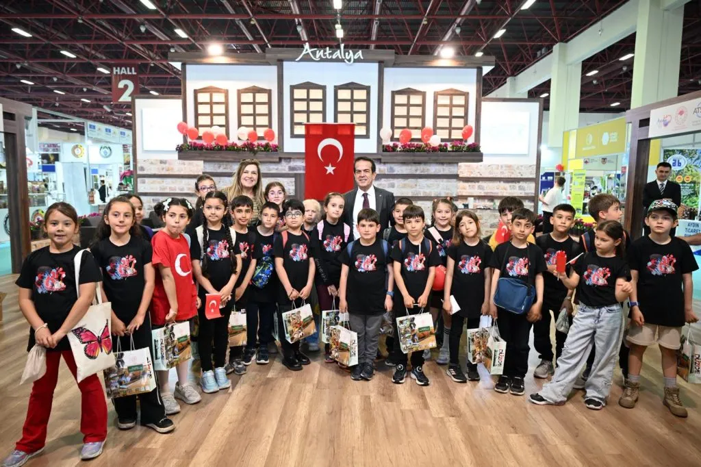 Antalya’da Minikler YÖREX’te Anadolu Lezzetleriyle Tanıştı