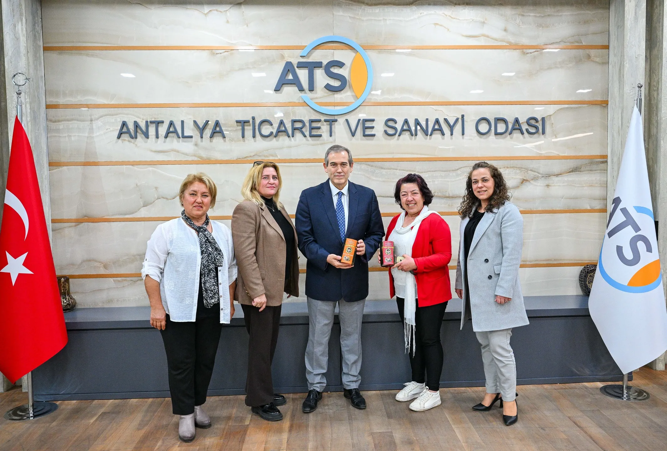 ATSO ve Döşemealtı Kadın Kooperatifi Buluştu