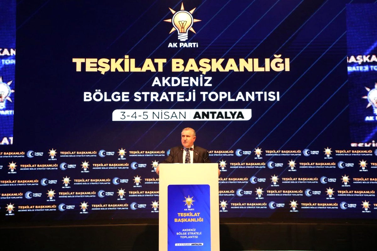 Gençlik ve Spor Bakanı Bak’tan Akdeniz Bölgesi’ne Politika Zirvesı