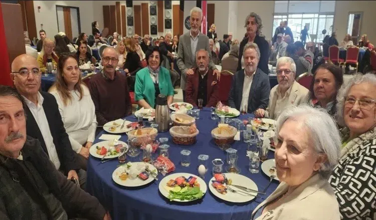 Karabağlar’da Tek Yürek: Siyaset, Sendika ve Sanat Dünyası Buluştu