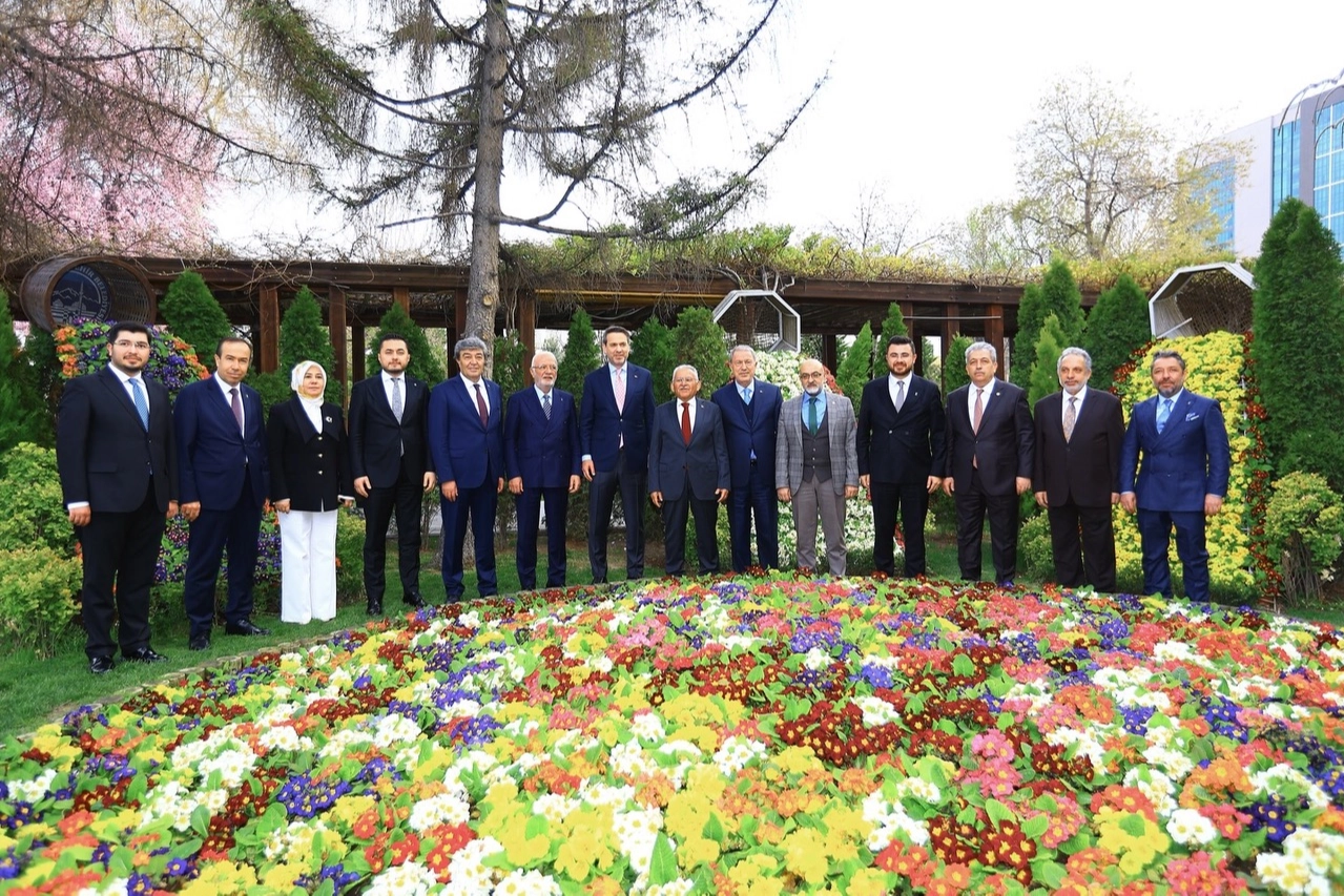 Kayseri’de Enerji Bakanı’ndan Önemli Ziyaret: Elektrik Talebi 5 Kat Arttı!