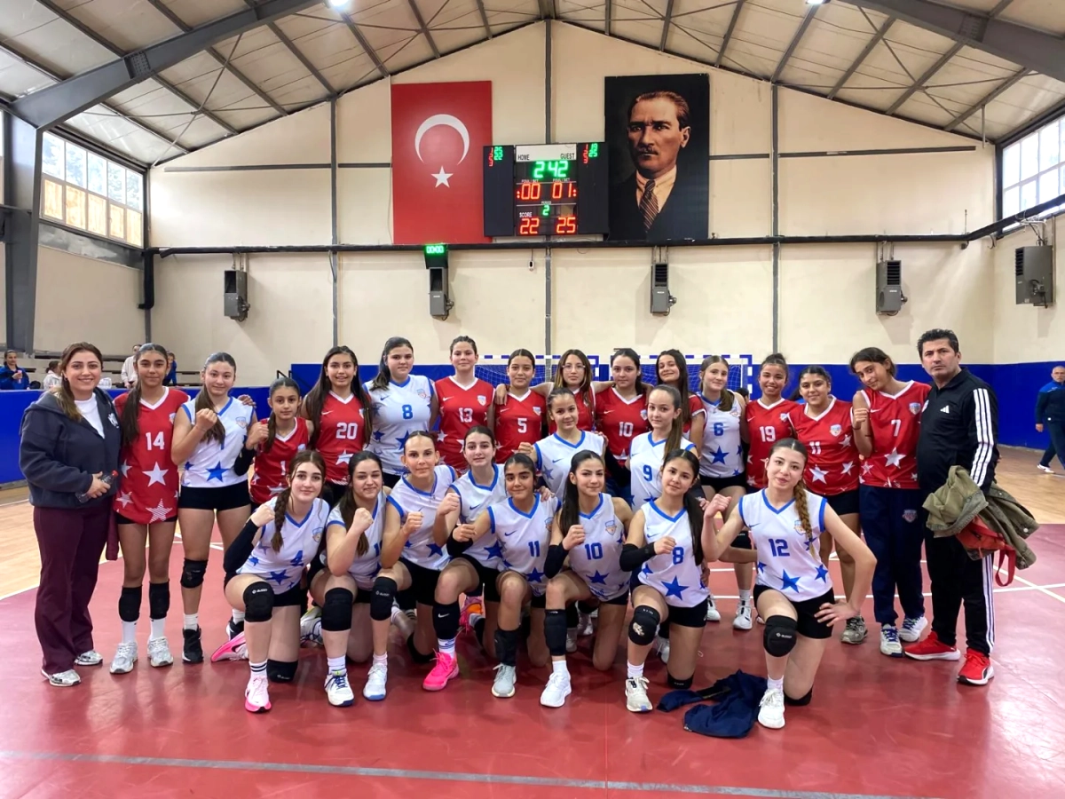 Kemer Belediye Spor Elmalı’da Çifte Galibiyetle Döndü