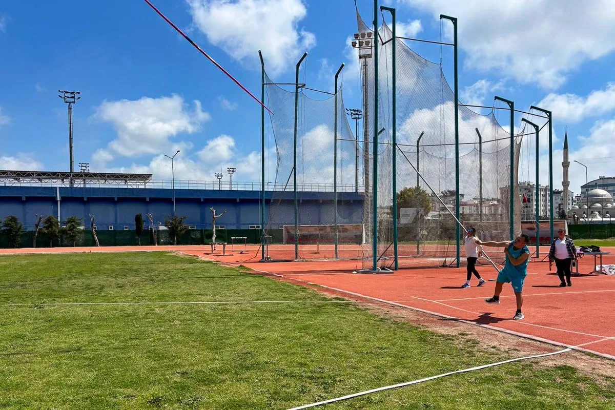 Manavgat’ın Gururu: Özel Sporcular ve Antrenörler Başarıyla Temsil Etti