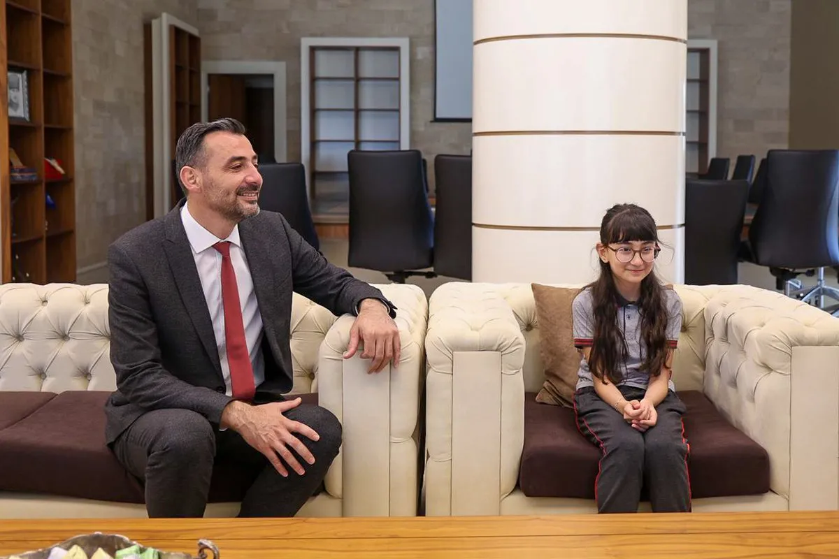 Manavgat’ta Çocuklara Demokrasi Eğitimi: Bilinçli Seçmen Yetiştirme