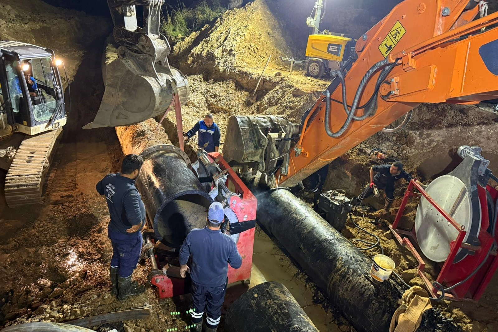 Manavgat’ta Gece Mesaisi: Turizm Bölgelerine Güçlü Su Altyapısı