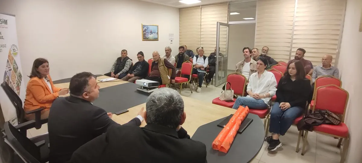Manavgat’ta Üreticilere TARSİM Bilgilendirmesi: “Tarım Sigortasız Olmaz”