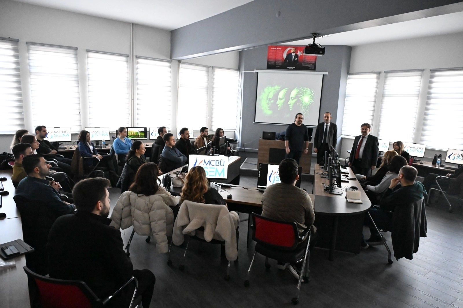 Manisa’da Yerel Yönetimlere Yapay Zeka Eğitimi