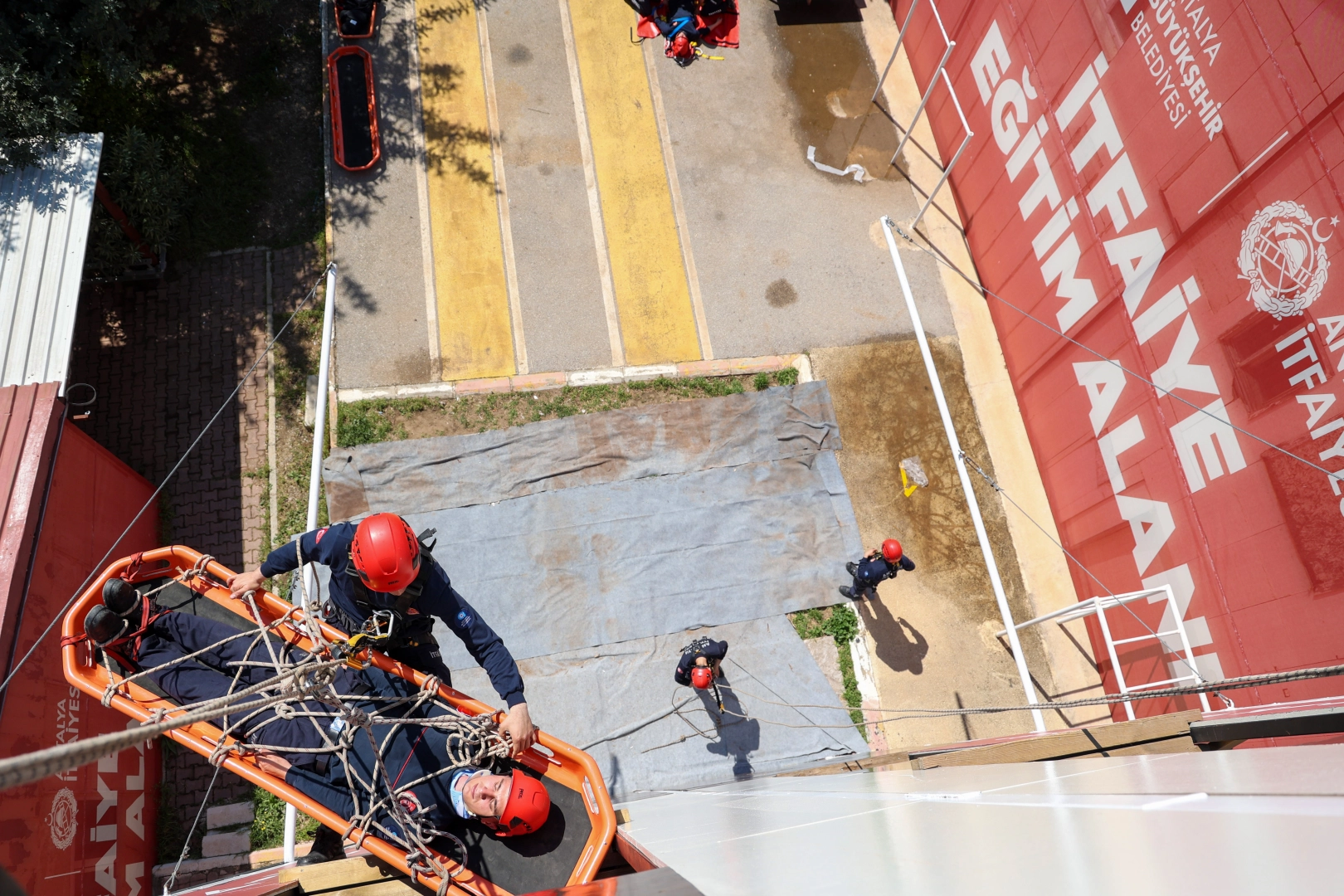 Yeni atama: Antalya itfaiyesinin yeni erleri görev yerlerine göreve başlıyor