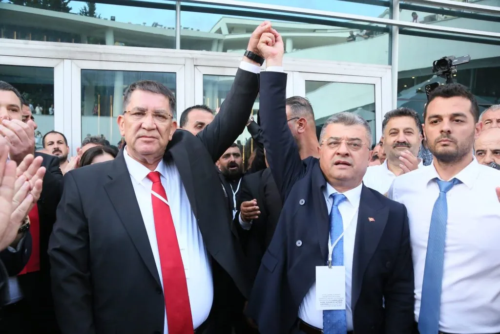 AESOB Başkanlık Seçiminde Adlıhan Dere 358 Oy ile Yeniden Seçildi
