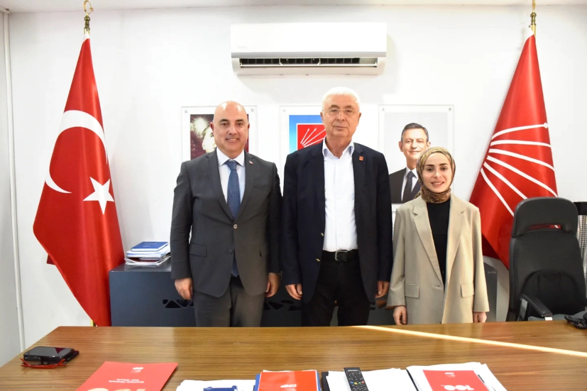 CHP Antalya’da Spor Kulüpleri Toplantısı: Kılıç ve Şerefhan’dan Kamacı’ya Ziyaret
