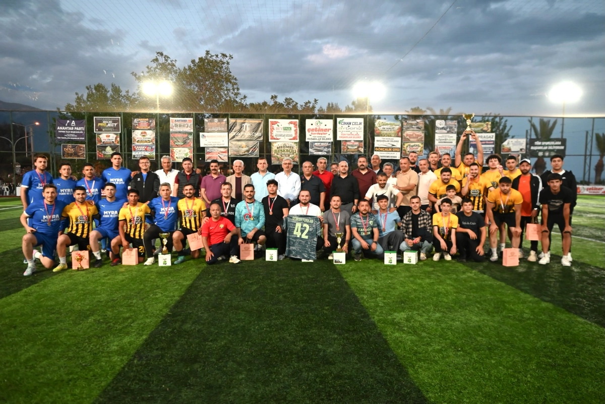 Demre’de Ahmet Akça Anısına Final: Myra Kuyumculuk Dorukde