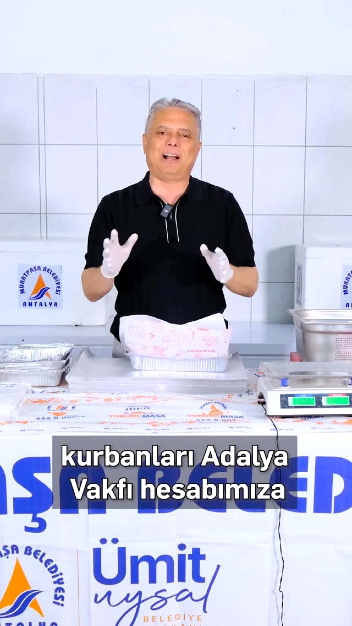 Muratpaşa’da Kurban Bağışları İhtiyaç Sahiplerine Ulaşıyor