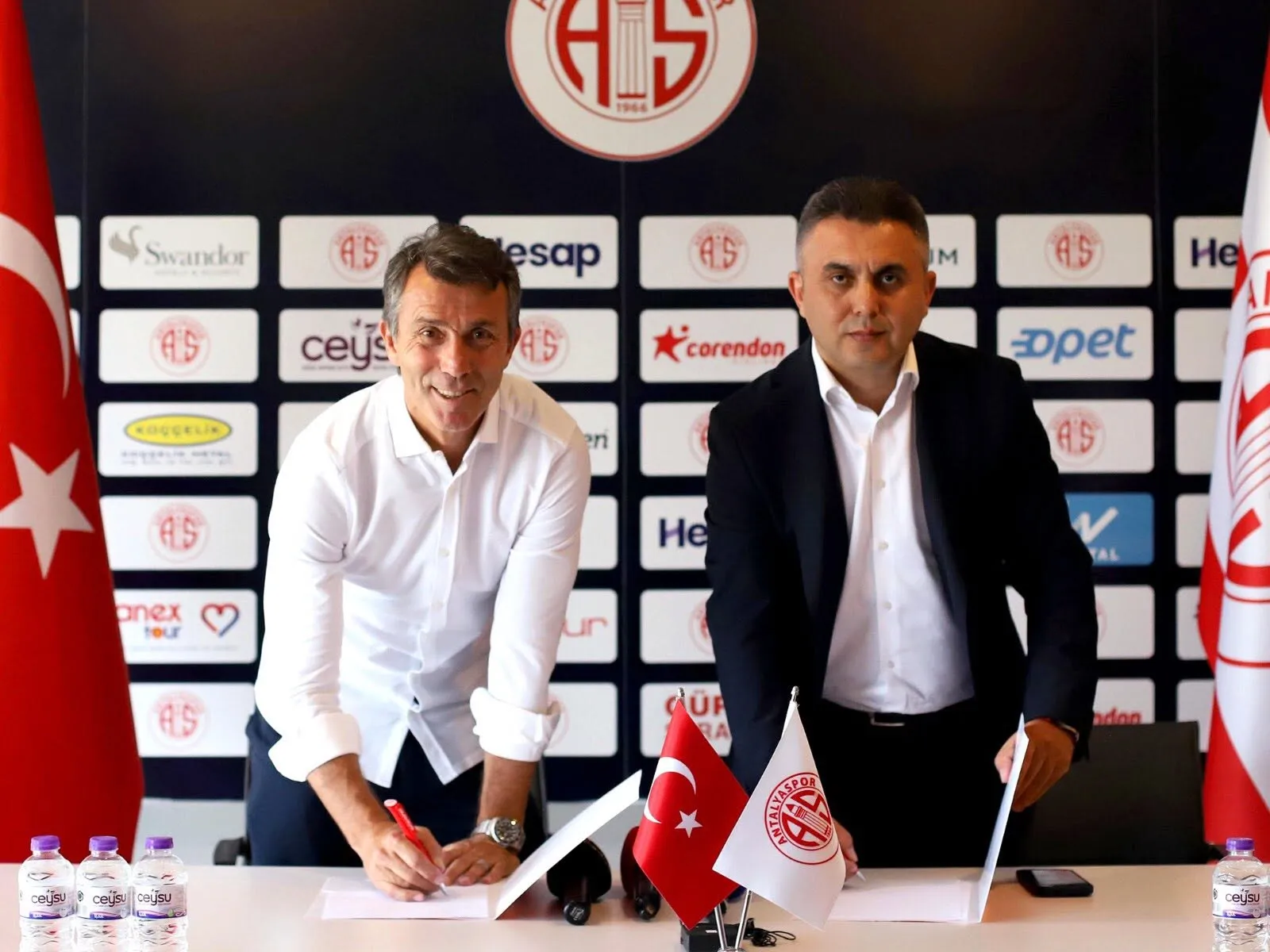 Antalyaspor’da Yeniden Bülent Korkmaz Dönemi Başladı