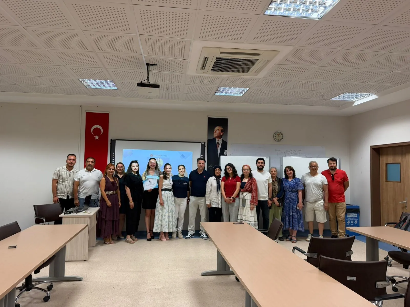 Akdeniz Üniversitesi Eğitim Fakültesi’nde 8. AGEK Semineri Gerçekleştirildi