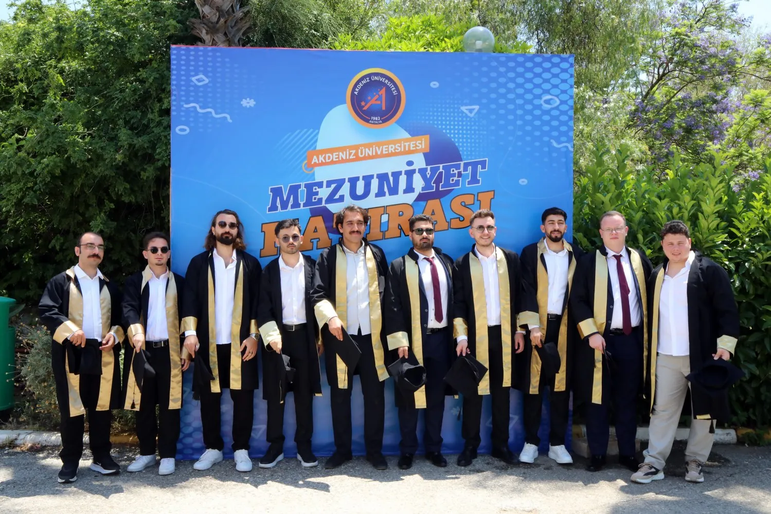 Akdeniz Üniversitesi Mühendislik Fakültesi Mezunlarını Uğurladı
