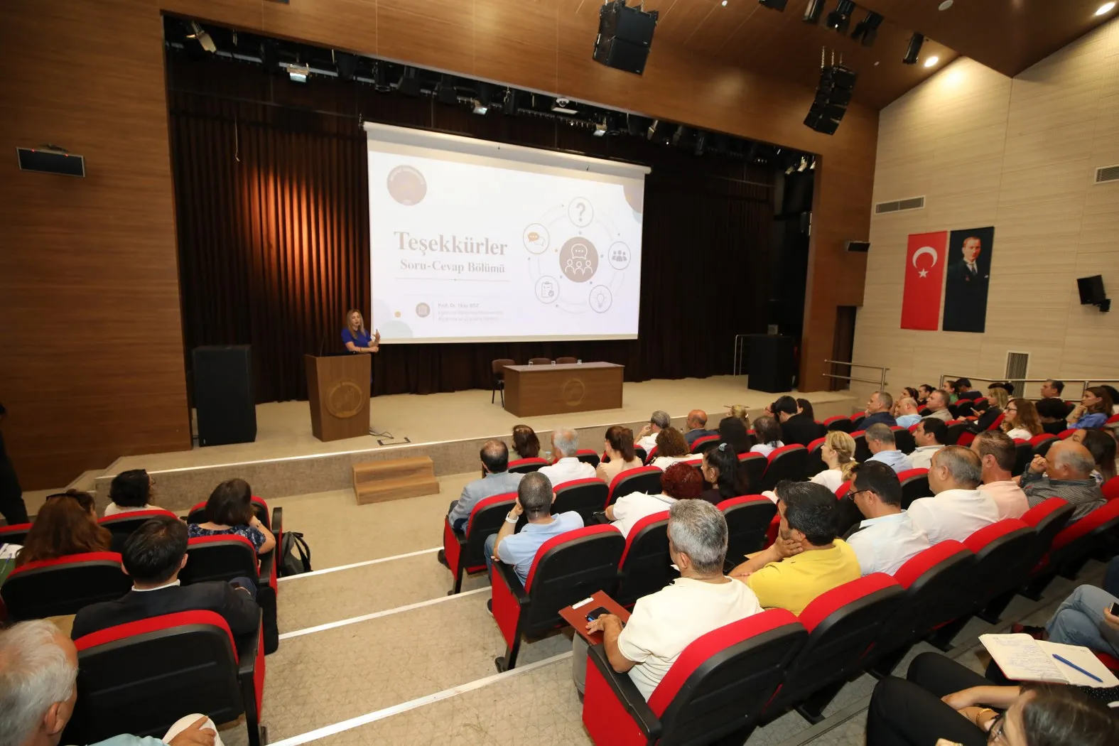Akdeniz Üniversitesi’nde Müfredat Değerlendirme Çalıştayı Düzenlendi