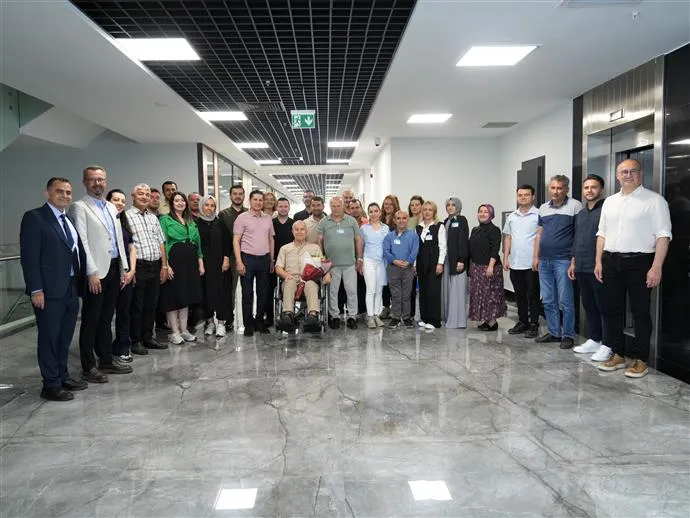 Alanya Belediye Başkanı Özçelik Personelle Bayramlaştı