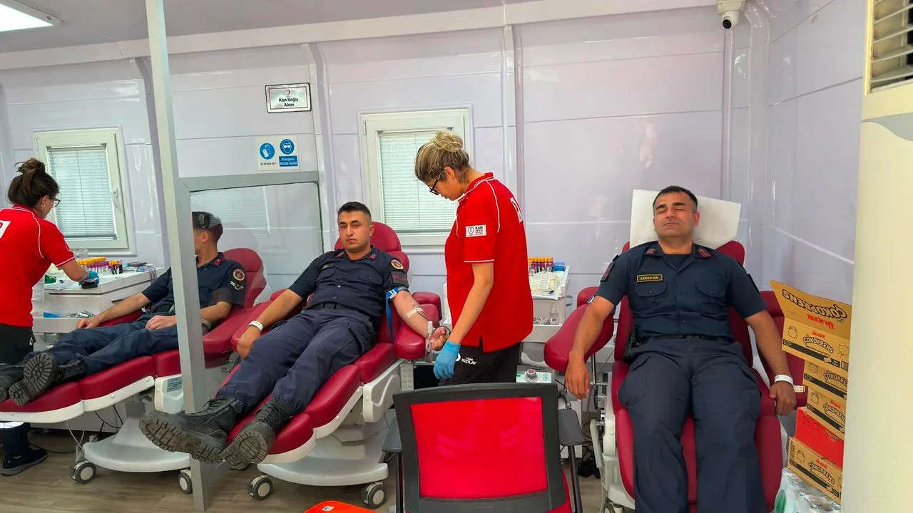 Alanya Jandarması 187. Yıl Dönümünü Kan Bağışıyla Kutladı