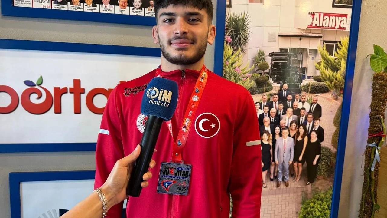 Alanyalı Yusuf Kerim Çevik Dünya Şampiyonu Oldu
