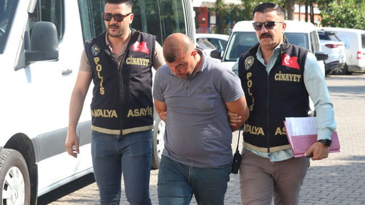 Antalya’da Eğitimci Çifte Cinayet: Tayin ve Para Anlaşmazlığı Kanla Bitti