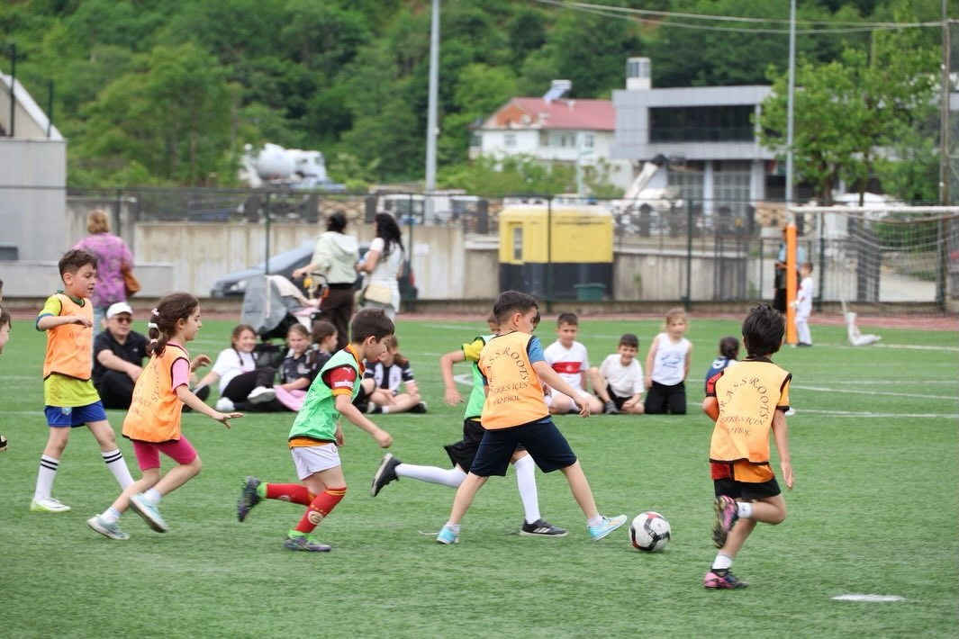 Arhavi’de “Herkes İçin Futbol” Etkinliğine Büyük İlgi