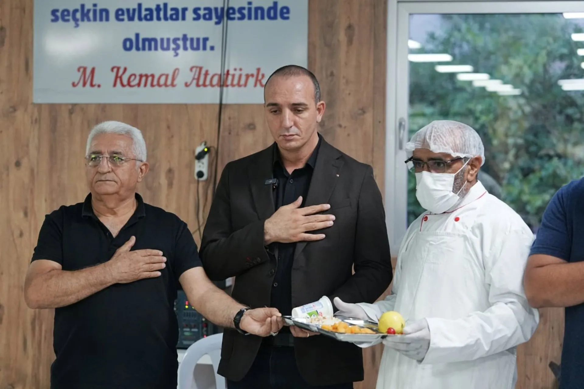Cem Kotan, Konuksever Cemevi’nde Oruç Açma Yemeği Düzenledi