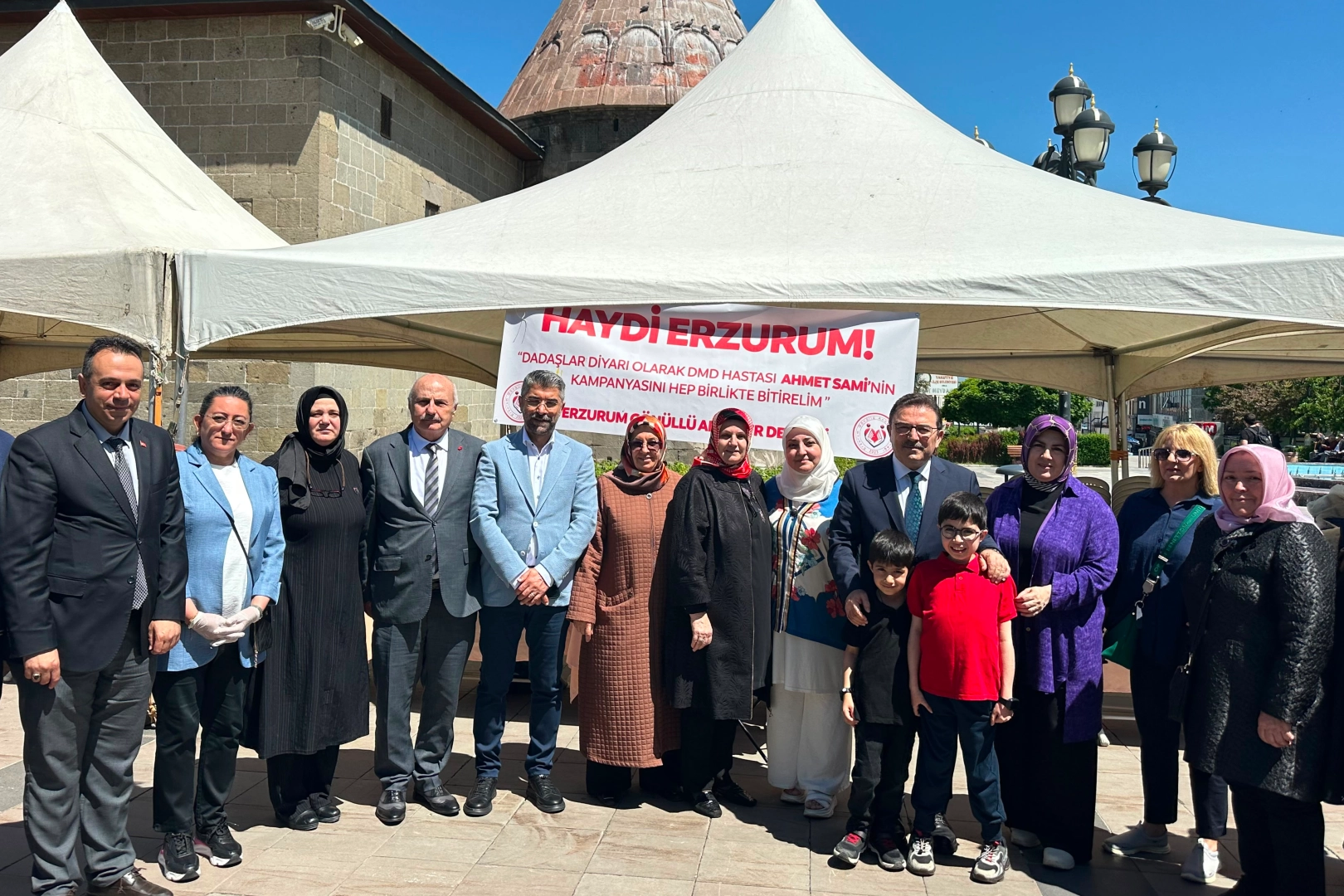 Erzurum’da Gönüllü Annelerin Düzenlediği Kermes Büyük İlgi Gördü