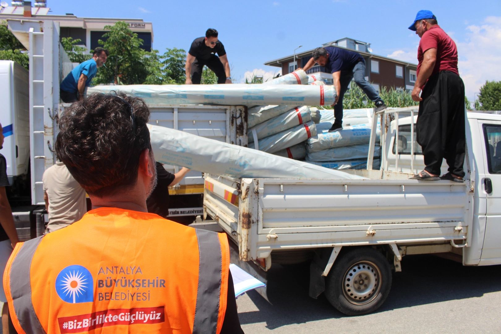 Gazipaşa’da Çiftçilere Sera Naylonu Desteği Sağlandı