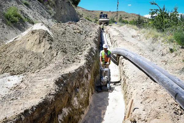 Kuluncak’ta 41 Kilometrelik İçme Suyu Projesi Tamamlanıyor