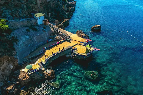 Muratpaşa’nın Mavi Bayraklı Plajları Yaz Sezonuna Hazır