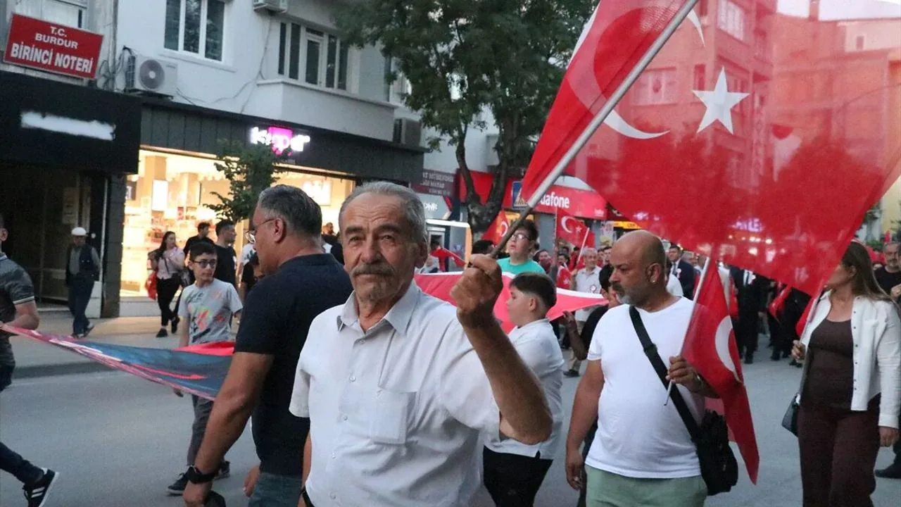 Akdeniz’de 15 Temmuz Ruhu: Antalya, Isparta ve Burdur’da Dev Anma Etkinlikleri