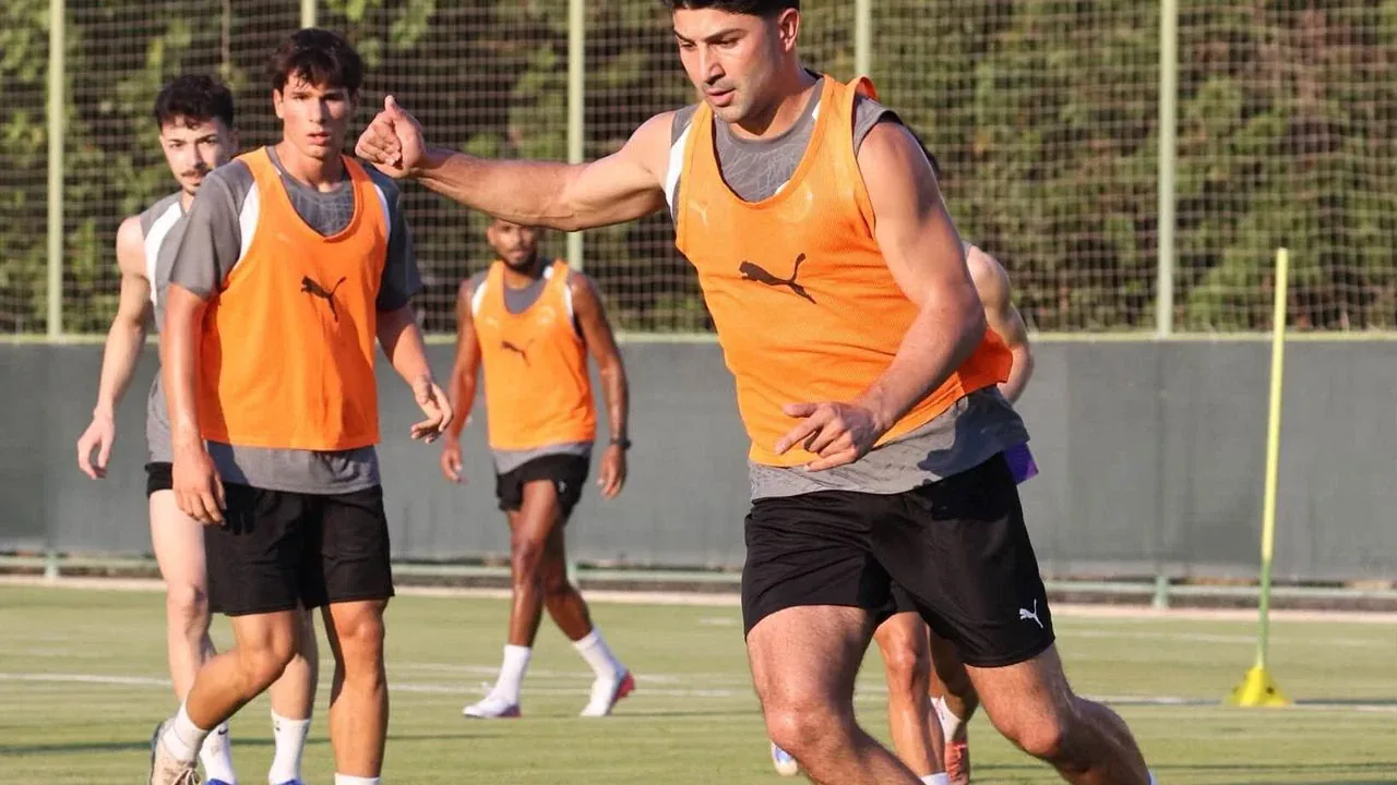 Alanyaspor’da 2026-2027 Sezonu Hazırlıkları Başladı: Pereira Komutasında İlk Antrenman