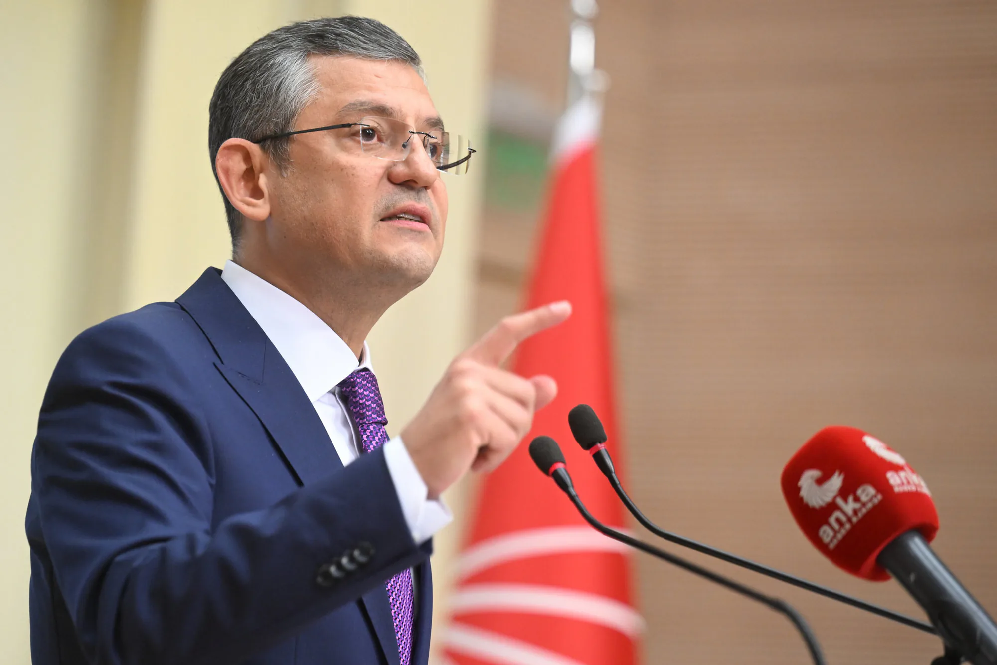 CHP Alanya’da İsyan: Bülent Kandemir Genel Merkez Kararlarına Rest Çekti