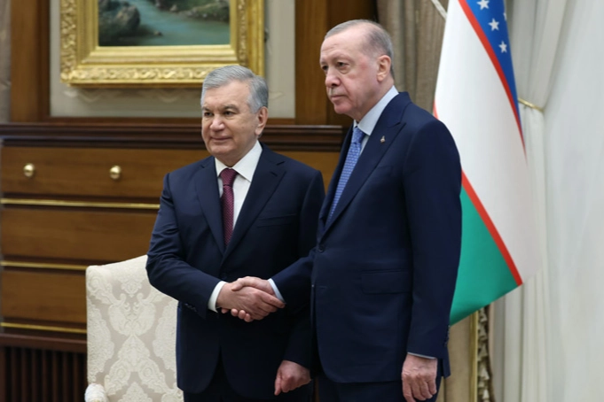 Erdoğan, Mirziyoyev’i COP31 Zirvesi’ne Davet Etti