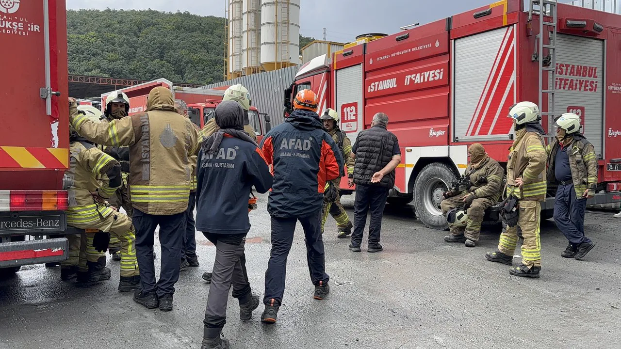 İstanbul’da Kimyasal Tepkime Paniği: Kemerburgaz’daki Fabrika Tahliye Edildi