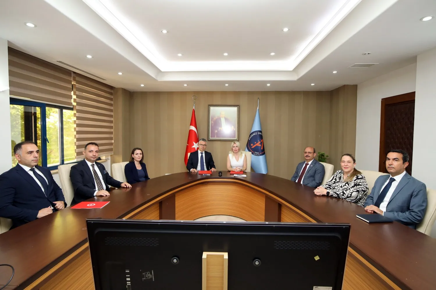 Akdeniz Üniversitesi ile Vergi Denetim Kurulu Başkanlığı Arasında Lisansüstü Eğitim Protokolü İmzalandı –