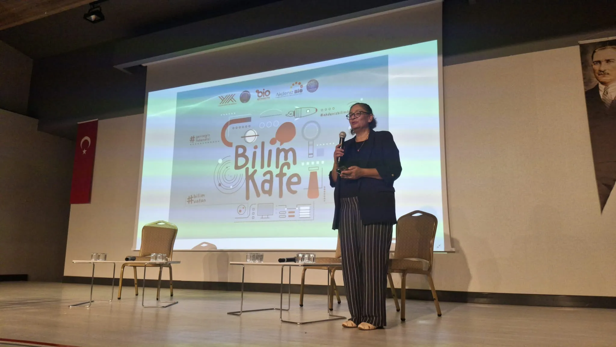 Akdeniz Bilim Kafede ‘Gazze’de Üniversitenin Geleceği’ konuşuldu –