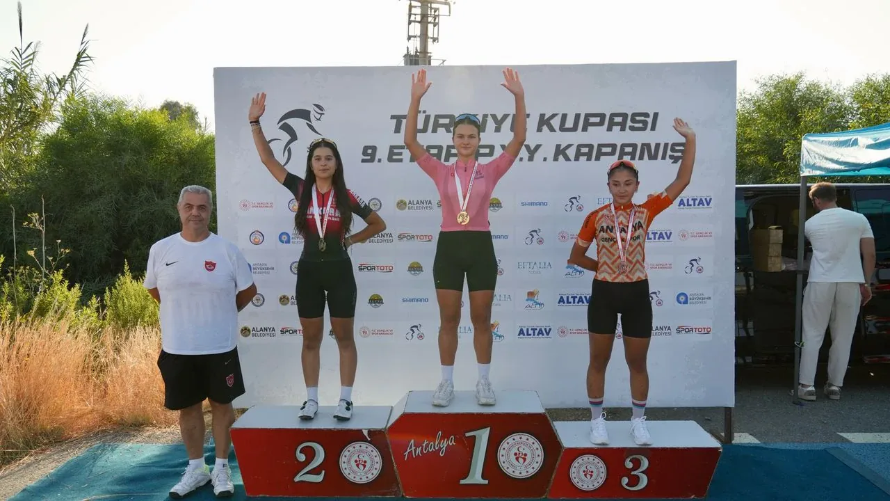 Alanya Mevlüt Çavuşoğlu Spor Lisesi’nden Türkiye Şampiyonu: Yağmur Ecrin Çolakoğlu zirvede
