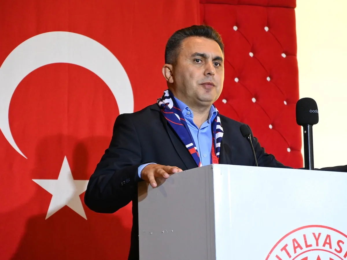 Antalyaspor’da Mustafa Ergün Dönemi Resmi: 650 Milyonluk Borç ve Emlak Konut Protokolü