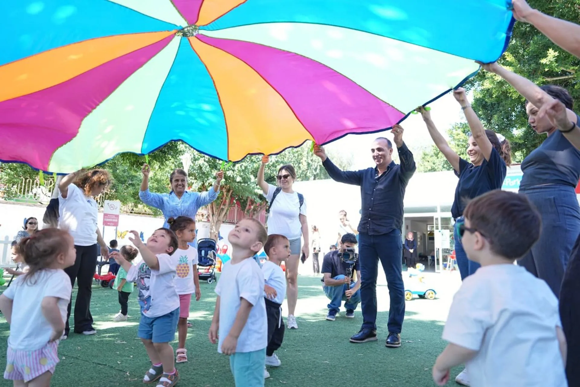 Başkan Kotan Bebek Parkı’nda çocuklarla buluştu