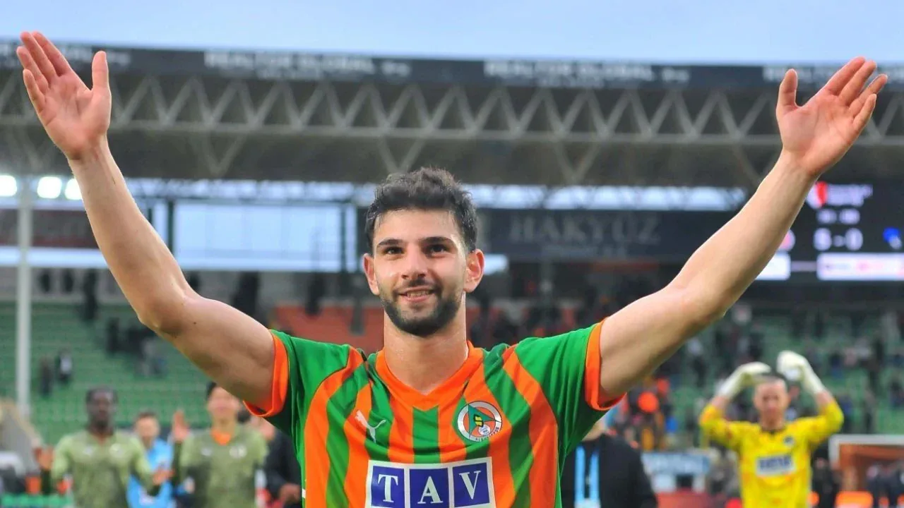 Beşiktaş Ümit Akdağ transferinde Alanyaspor ile anlaştı