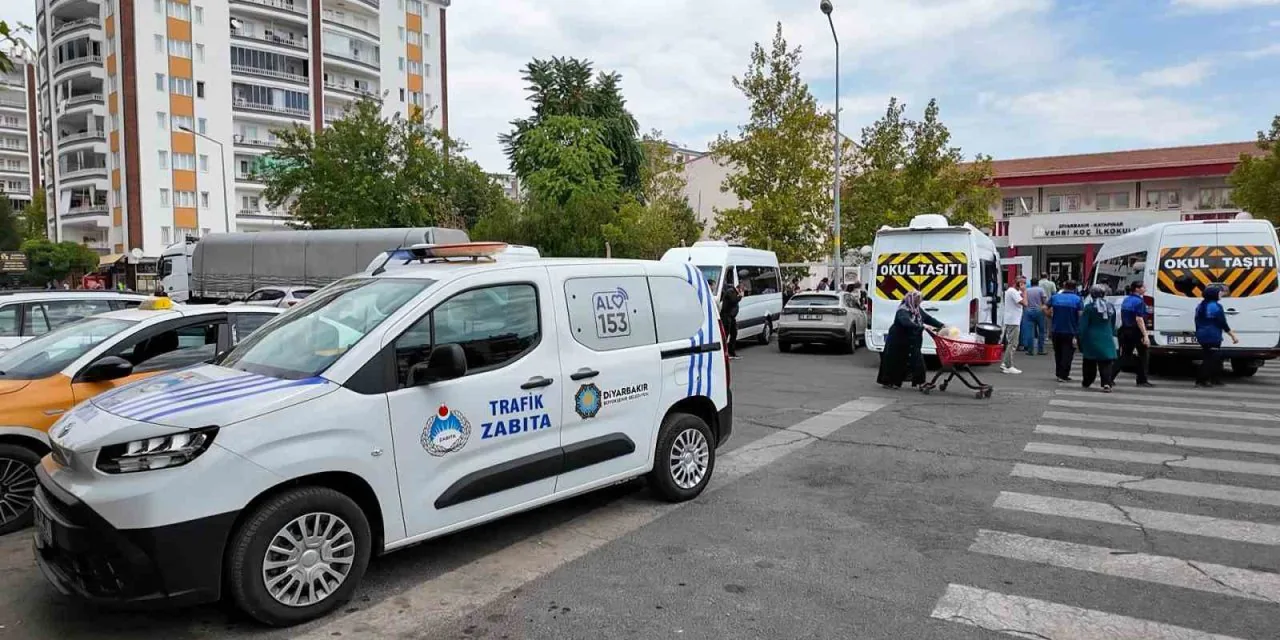 Diyarbakır’da okul servis denetimleri başladı: Fren, lastik ve sürücü belgeleri kontrol ediliyor
