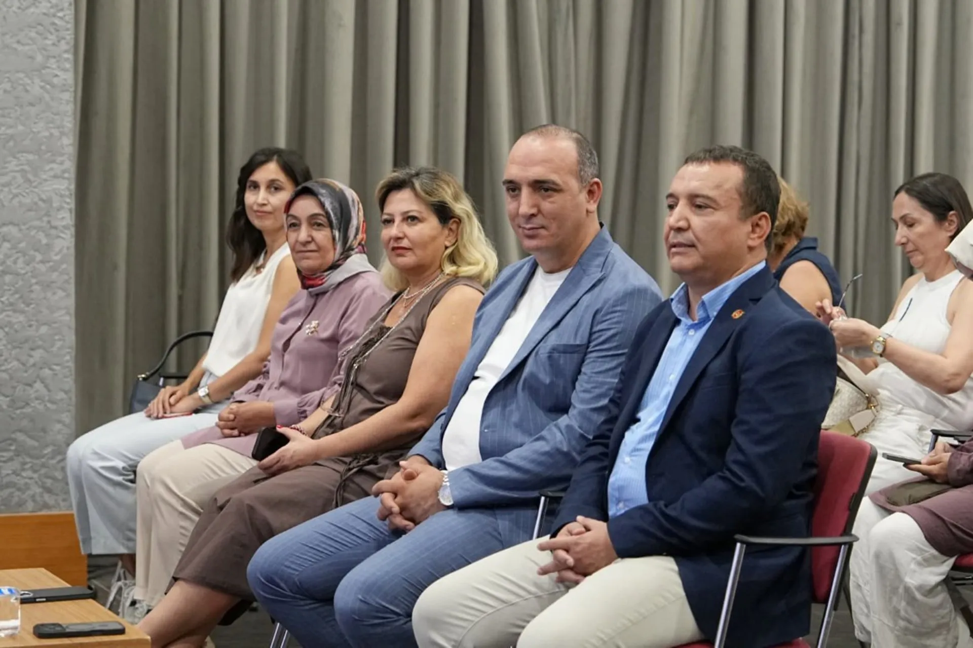 Kotan, “Toplum dayanışmasını büyütmek için de hizmet ediyoruz”