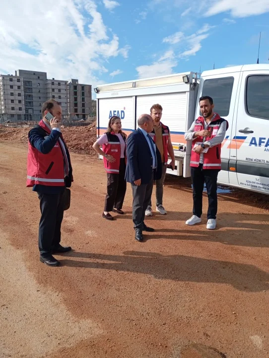 Antalya'da Aşırı Yağışların Ardından Aile ve Sosyal Hizmetler İl Müdürlüğü'nden Sahada Psikososyal Destek İncelemesi - Detay Görsel 1