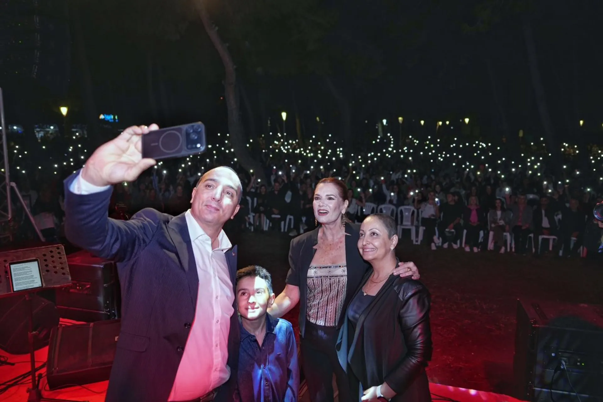 Konyaaltı Caz Festivali’nde ilk gün heyecanı yaşandı
